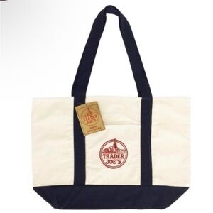 Trader Joe’s Viral Tote Bag